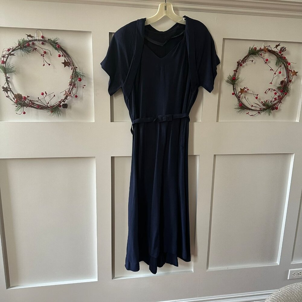 💙 1940s Vintage Navy Flutter-Sleeve Dress 💙